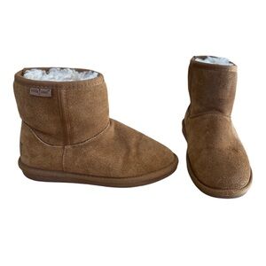 Minnetonka Olympia Suede Ankle Boot Size 8